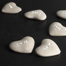 Stenhjärta 5cm Grå