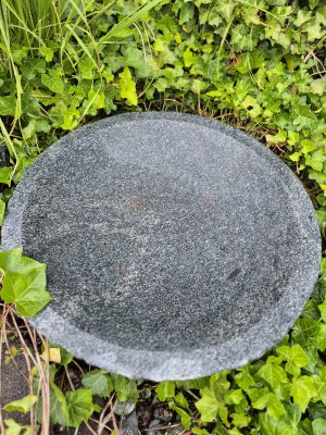 Fågelbad Mörkgrå Granit 65xH13cm