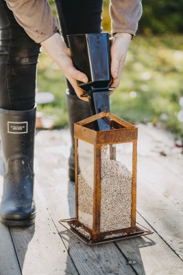 Foderskopa Svart 30cm