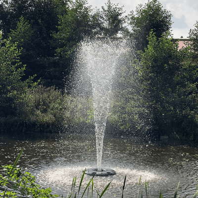 Flytande Fontän 35000 med pump