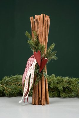 Hjärta Trä 7cm Stick Röd