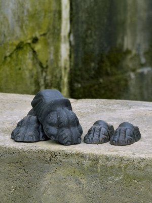 Krukfötter Lejon Svart Choko 10x6cm