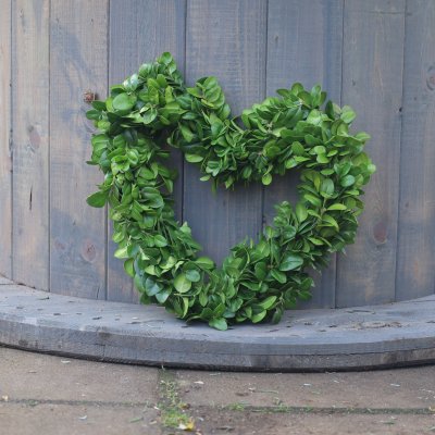 Krans Buxbom Hjärta Öppet Stor B30cm